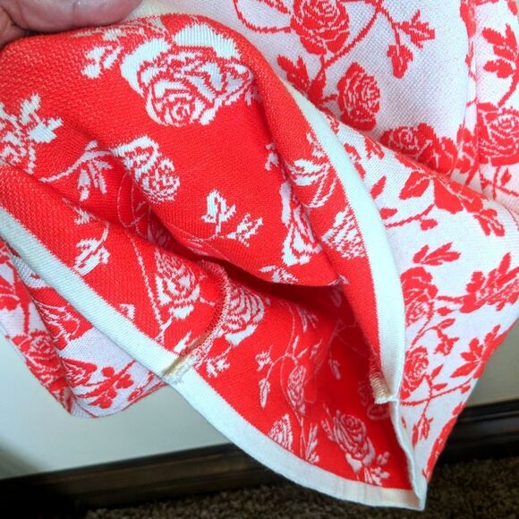 Rose pattern Orange and White Dress - Picture 2 of 7